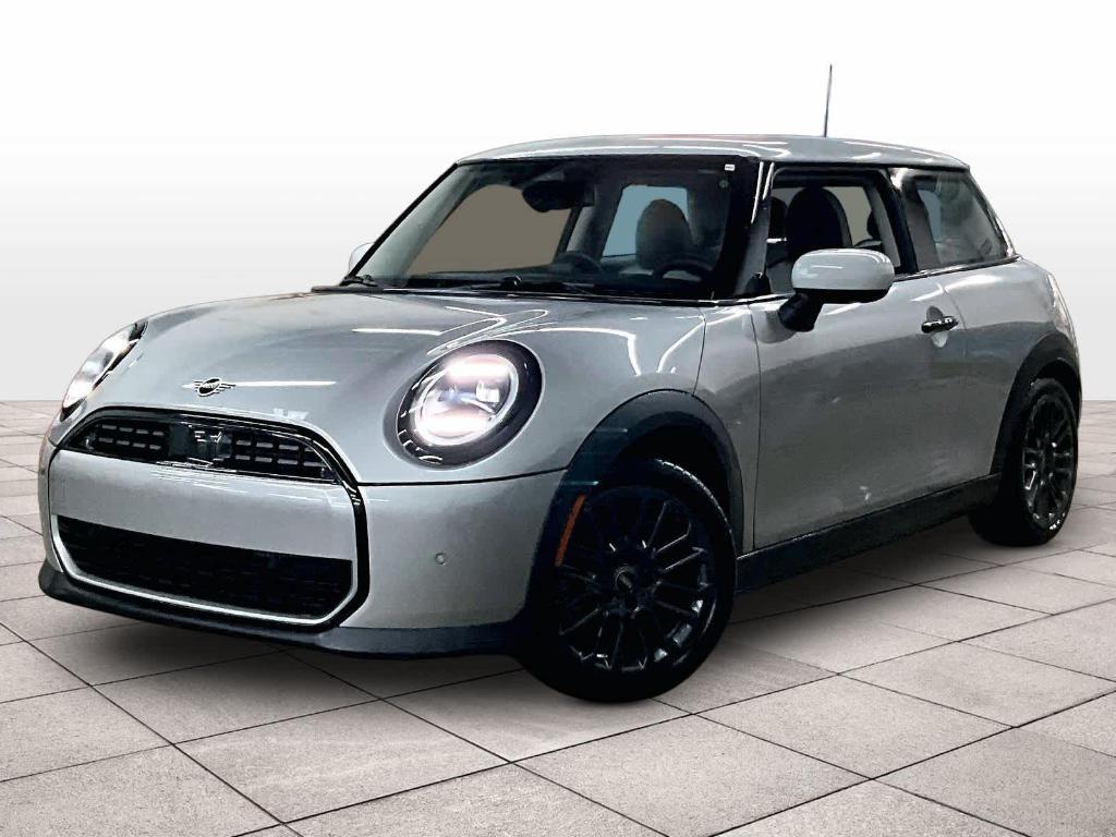used 2025 MINI Hardtop car, priced at $28,972