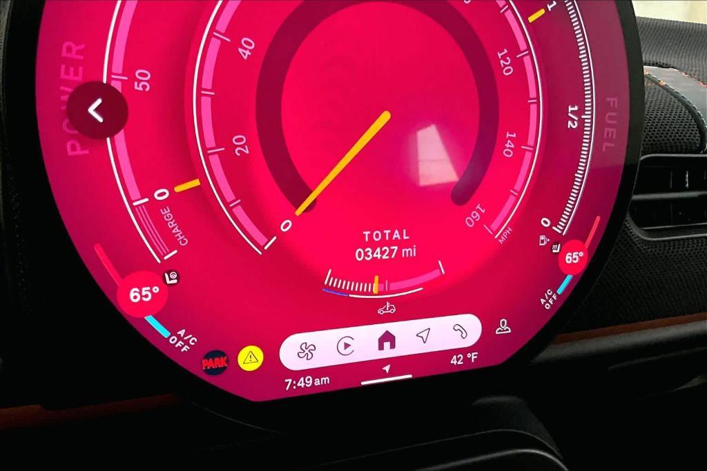 used 2025 MINI Hardtop car, priced at $29,992