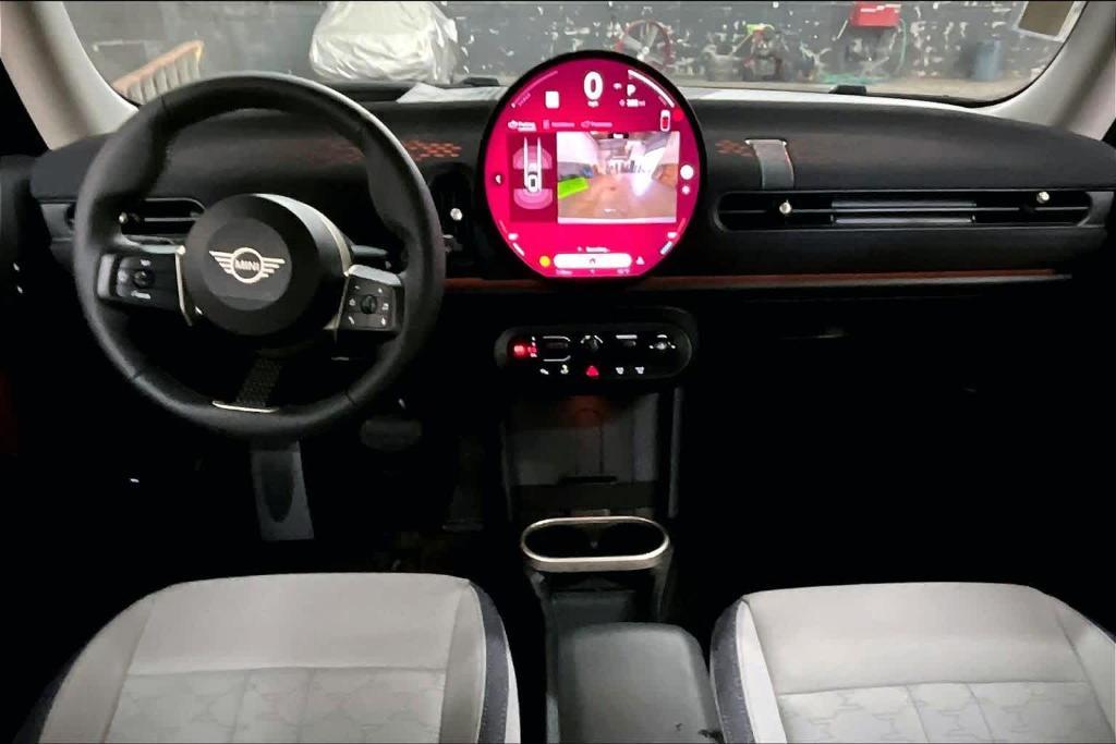used 2025 MINI Hardtop car, priced at $29,992