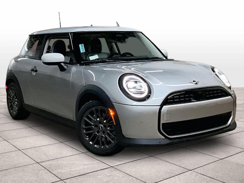 used 2025 MINI Hardtop car, priced at $28,211
