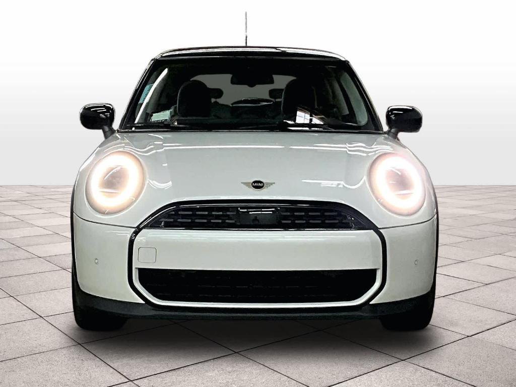 used 2025 MINI Hardtop car, priced at $29,992