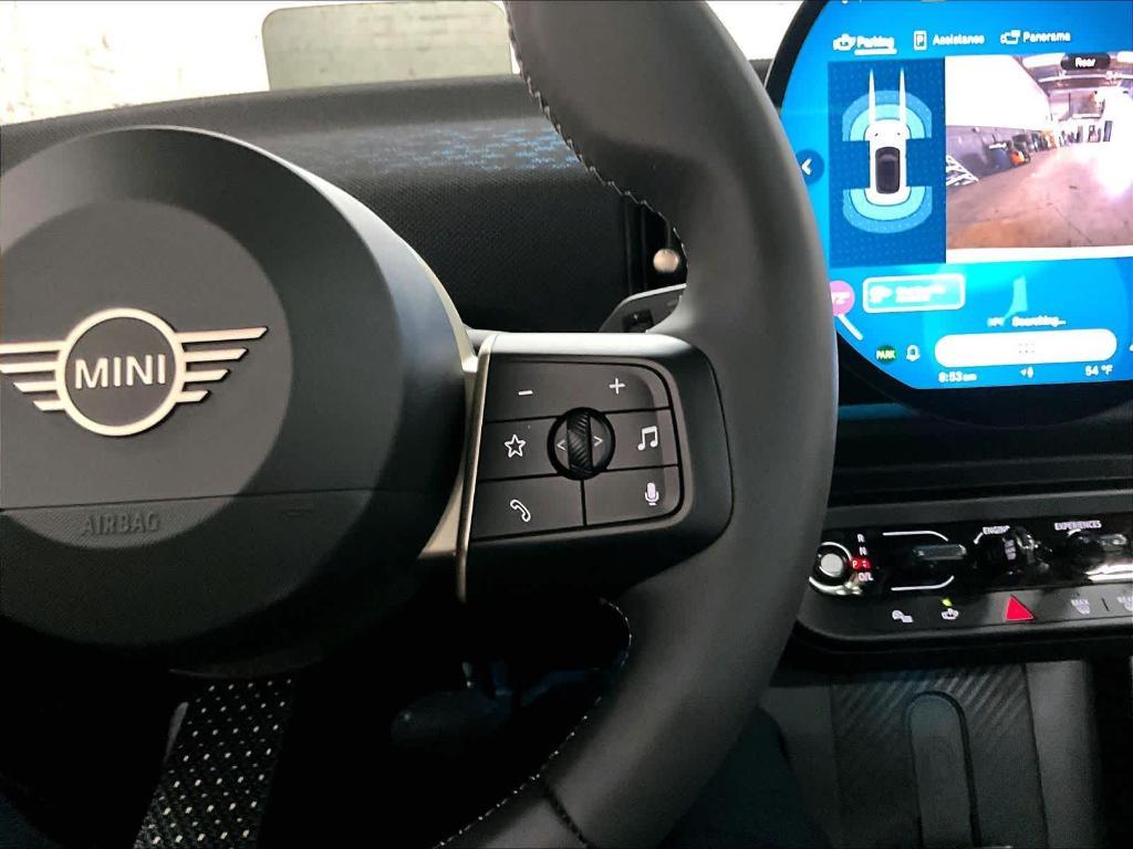 used 2025 MINI Hardtop car, priced at $29,992