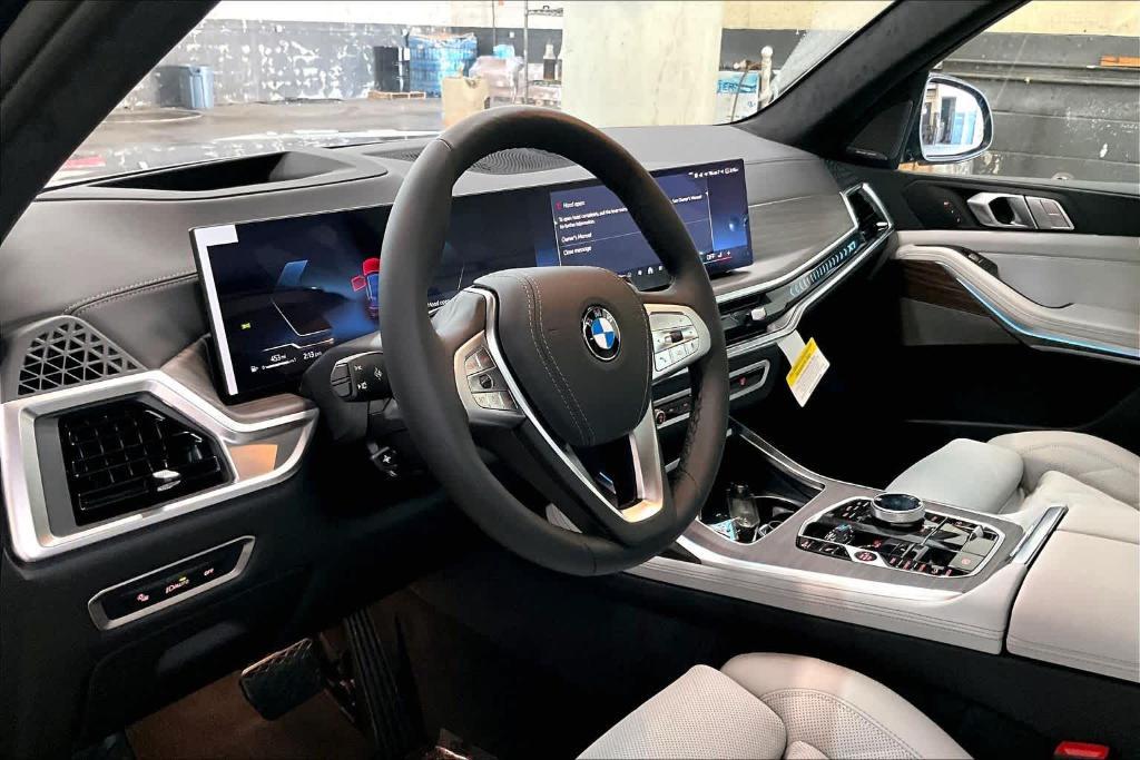 new 2026 BMW X7 car, priced at $99,235