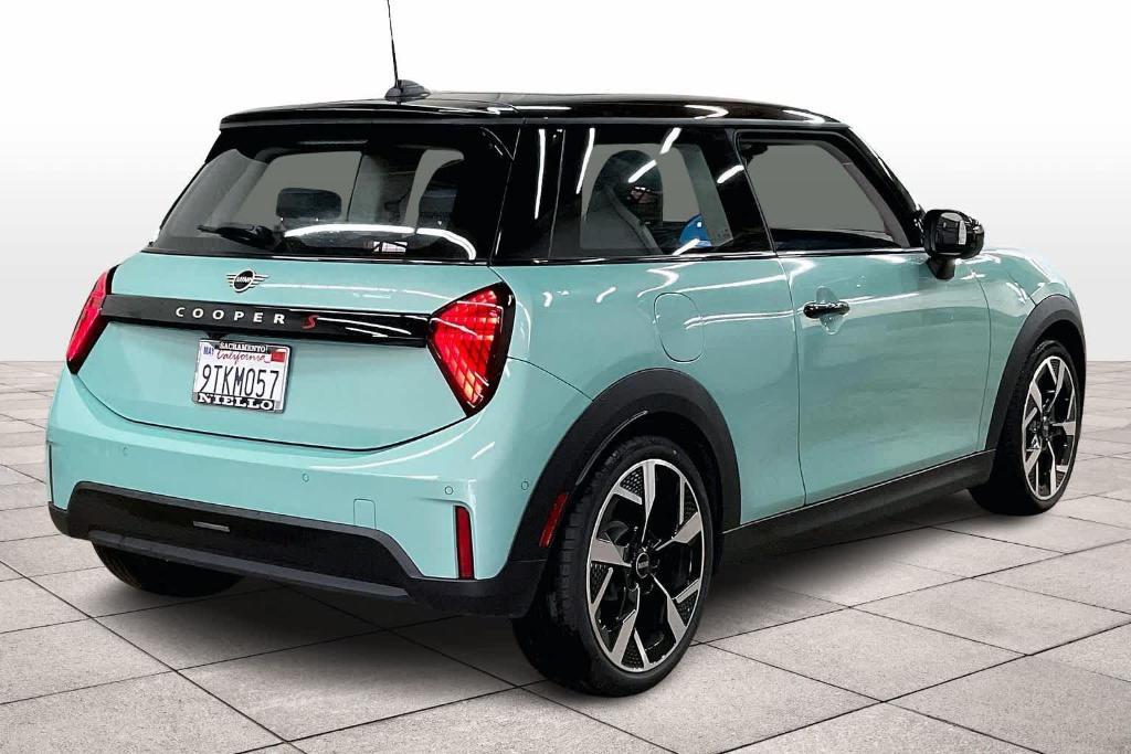 used 2025 MINI Hardtop car, priced at $32,992