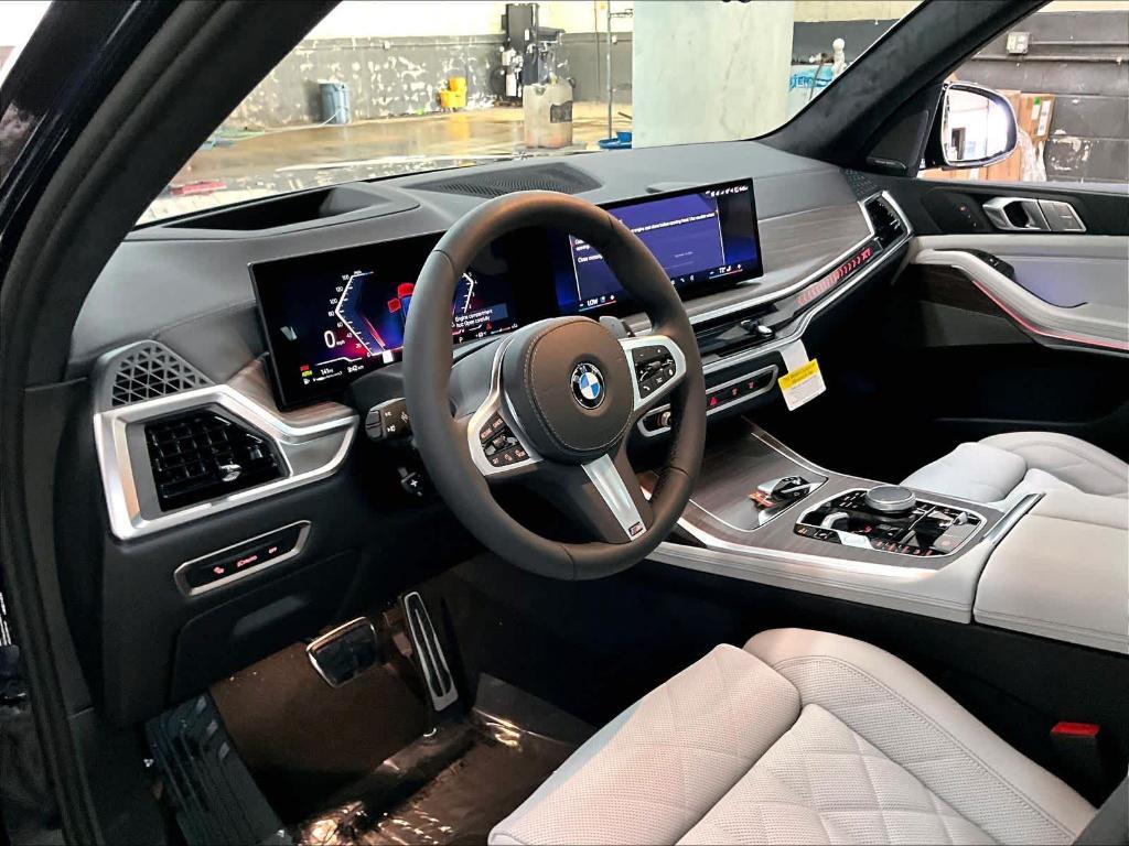 new 2026 BMW X7 car, priced at $101,040