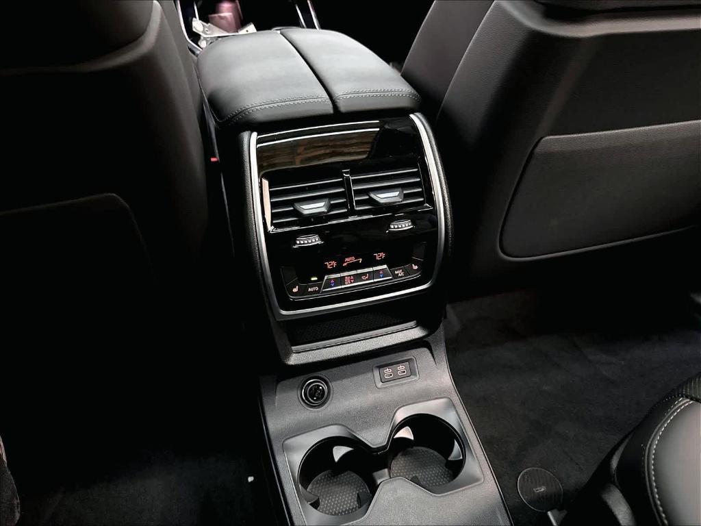 new 2027 BMW X7 car, priced at $104,880