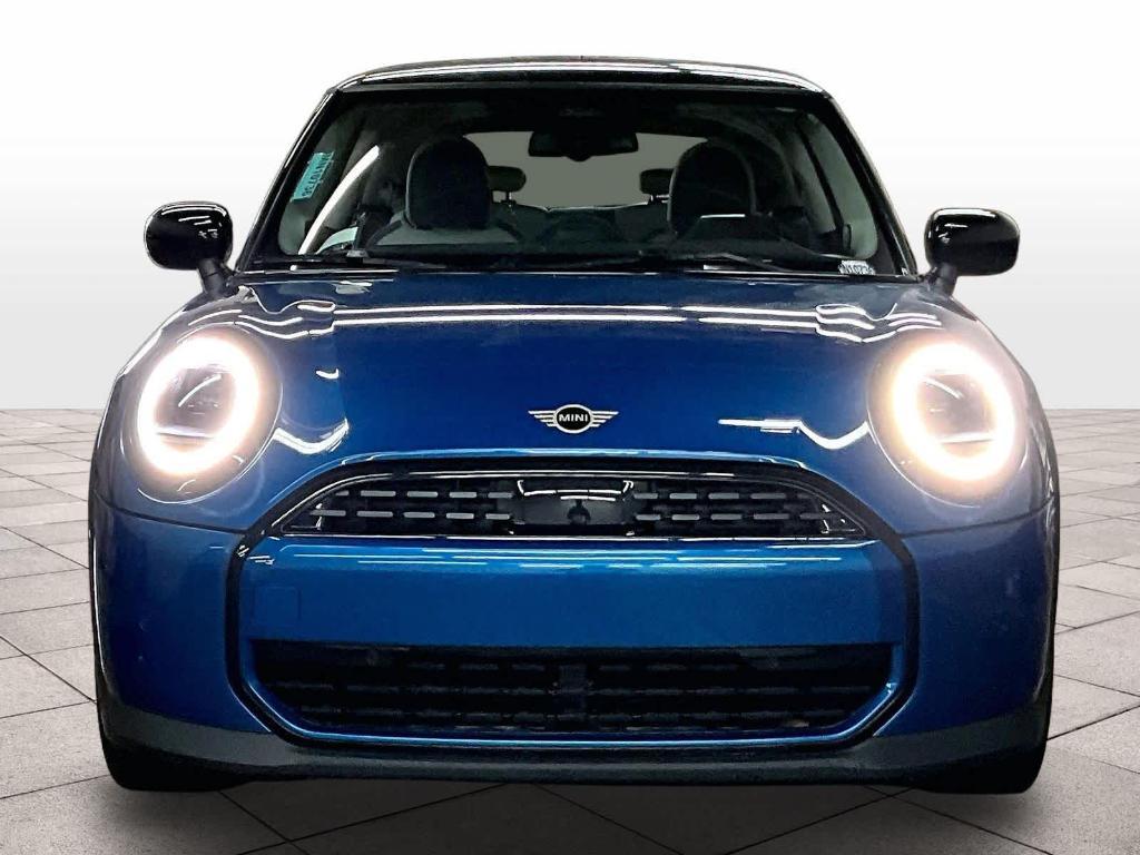 used 2025 MINI Hardtop car, priced at $29,992