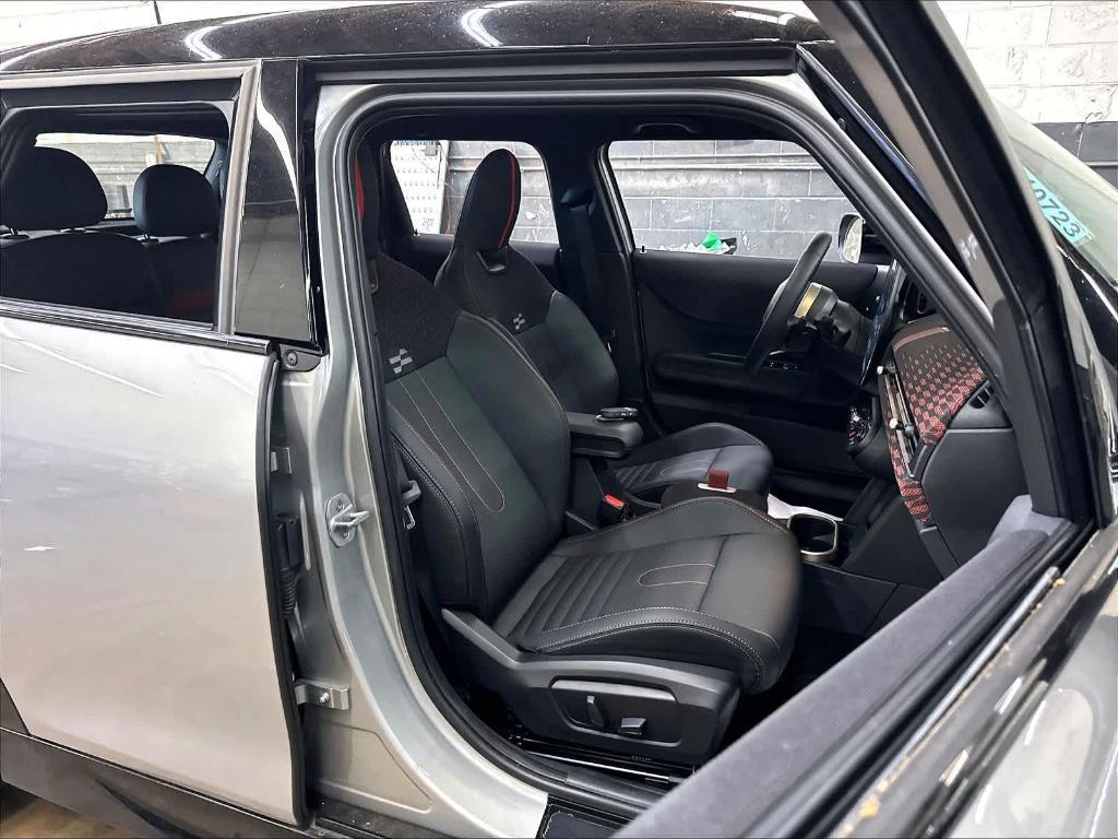 used 2025 MINI Hardtop car, priced at $35,579
