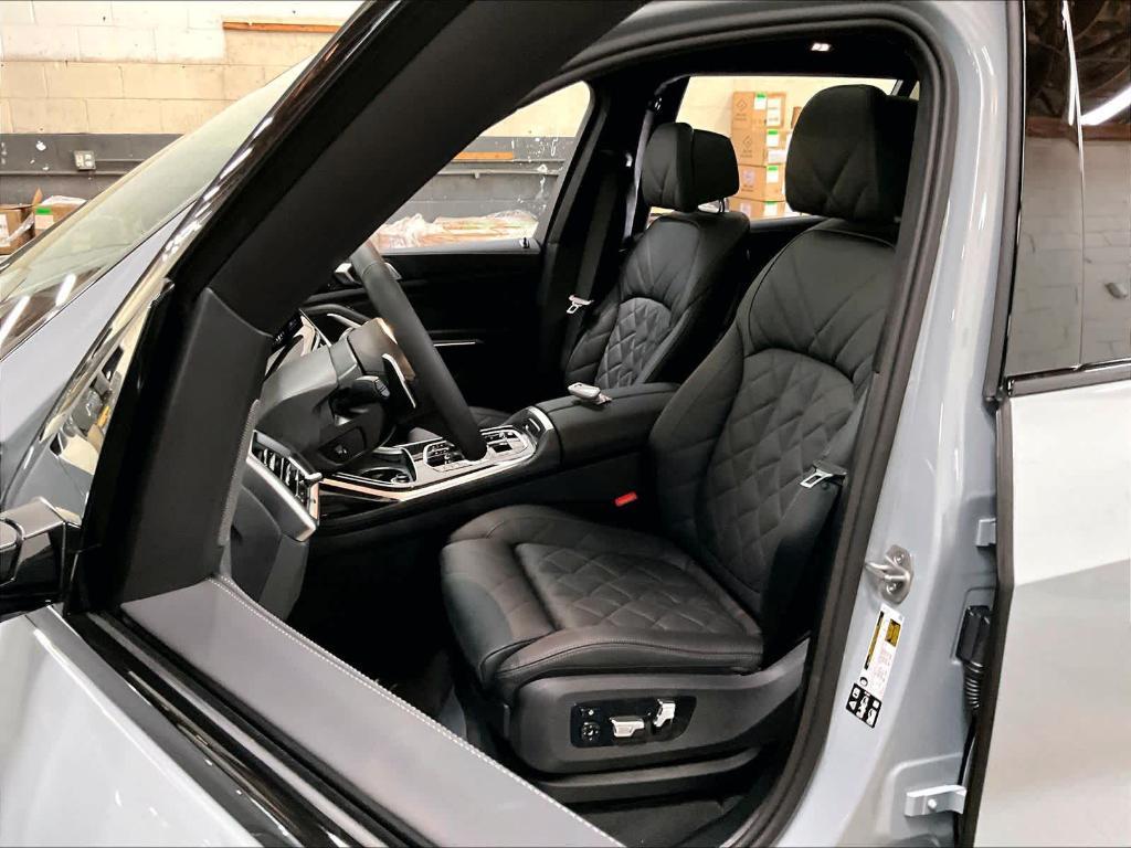 new 2026 BMW X7 car, priced at $102,240