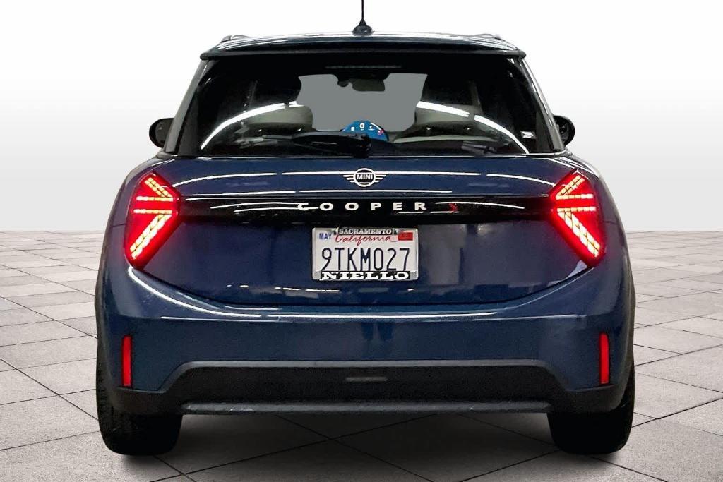 used 2025 MINI Hardtop car, priced at $32,363