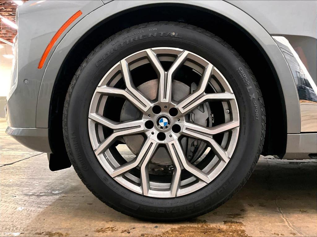 new 2026 BMW X7 car, priced at $94,755