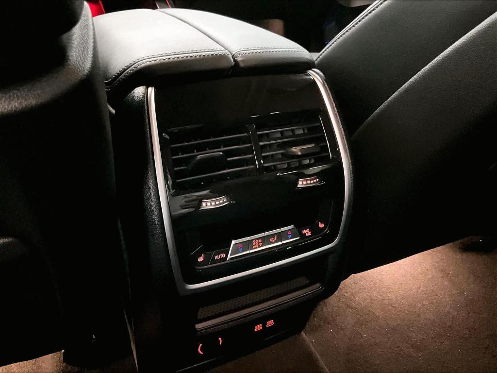 new 2026 BMW X7 car, priced at $94,755