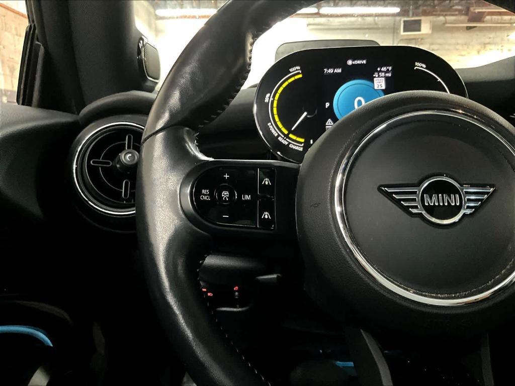 used 2022 MINI SE Hardtop car, priced at $20,495