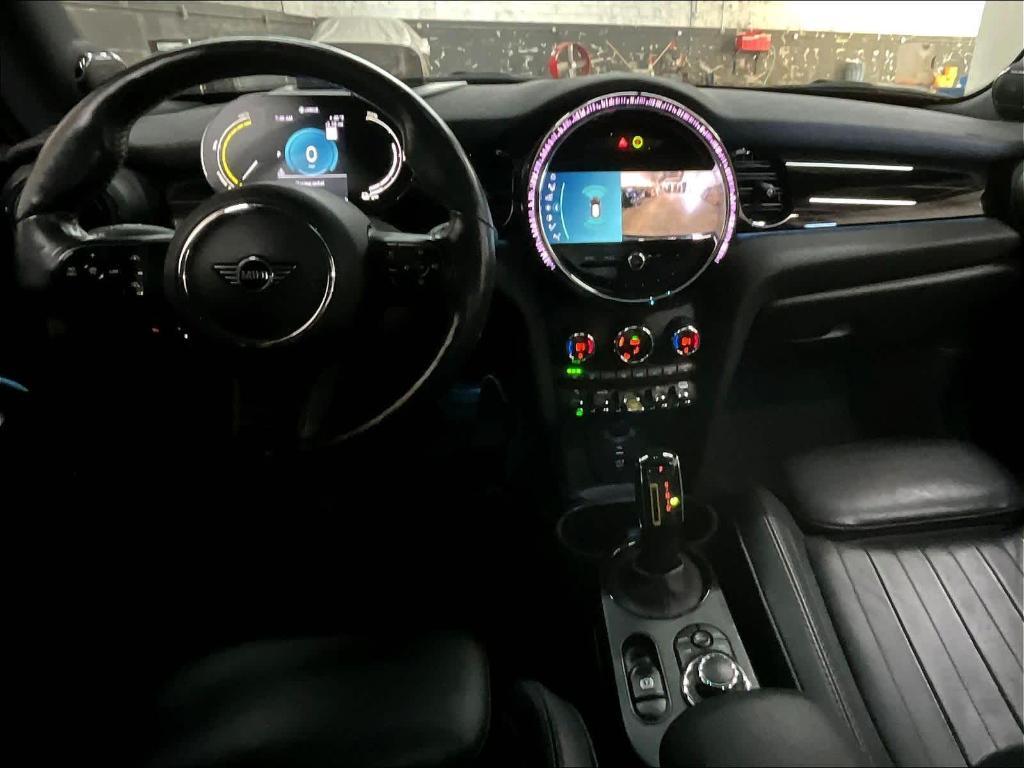 used 2022 MINI SE Hardtop car, priced at $20,495