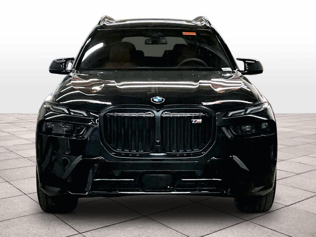 new 2026 BMW X7 car, priced at $127,600