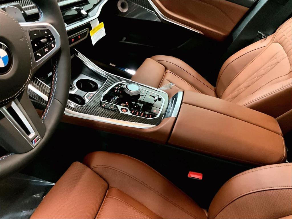 new 2026 BMW X7 car, priced at $127,600