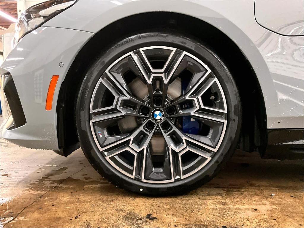 new 2026 BMW 550e car, priced at $85,050