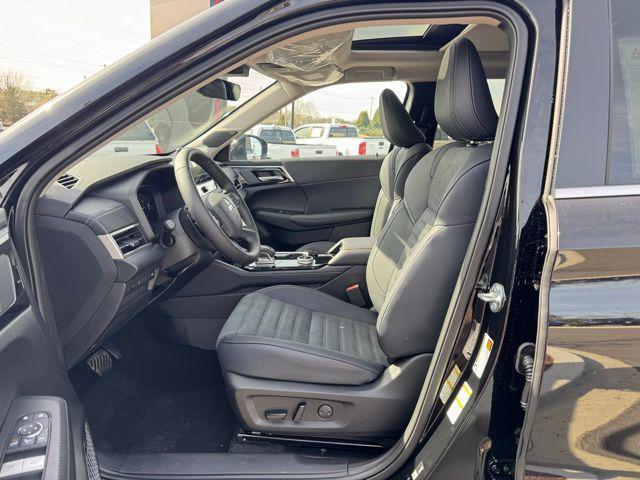 new 2026 Mitsubishi Outlander car, priced at $35,880