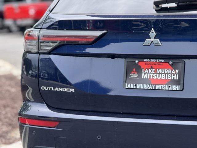 new 2025 Mitsubishi Outlander car, priced at $32,991