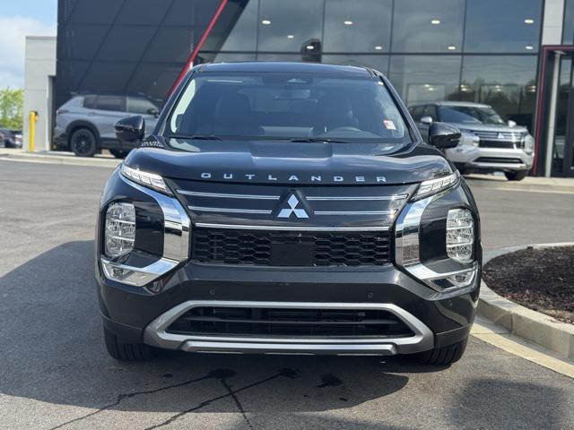 new 2025 Mitsubishi Outlander car, priced at $39,940