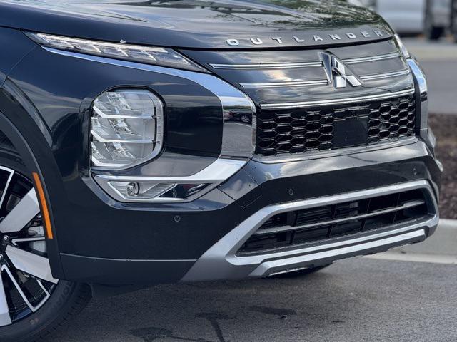 new 2025 Mitsubishi Outlander car, priced at $39,940