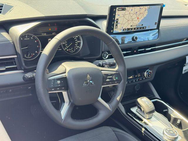 new 2026 Mitsubishi Outlander car, priced at $33,335