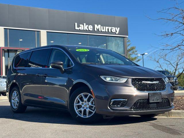 used 2023 Chrysler Pacifica car, priced at $21,789