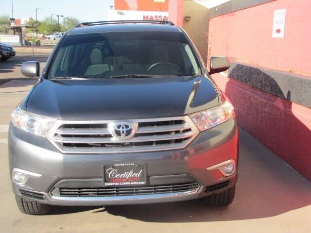 used 2012 Toyota Highlander car, priced at $9,995