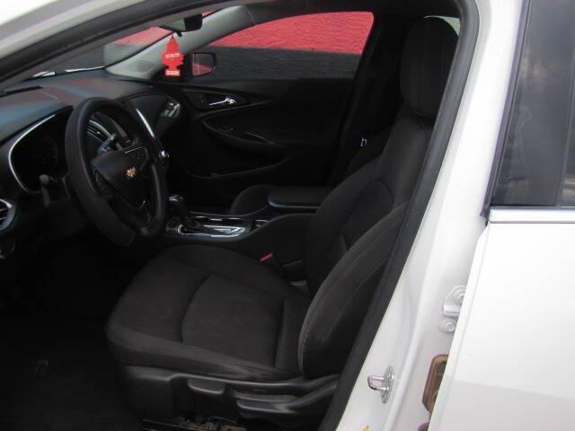 used 2018 Chevrolet Malibu car, priced at $7,995