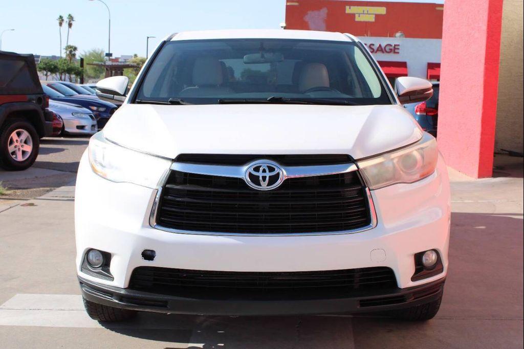 used 2015 Toyota Highlander car, priced at $12,895