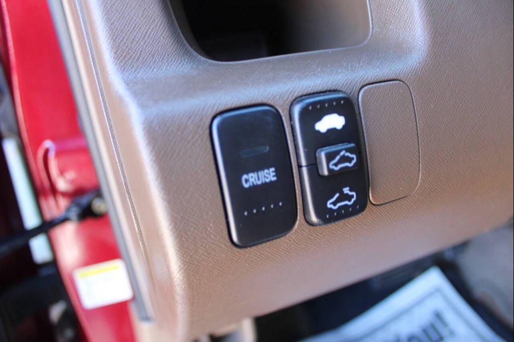 used 2004 Honda CR-V car, priced at $10,995