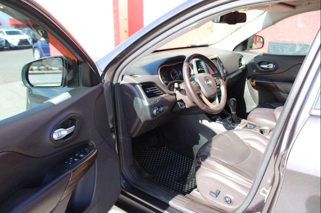 used 2015 Jeep Cherokee car, priced at $9,500