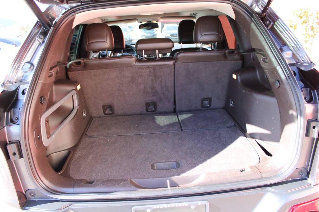 used 2015 Jeep Cherokee car, priced at $9,500