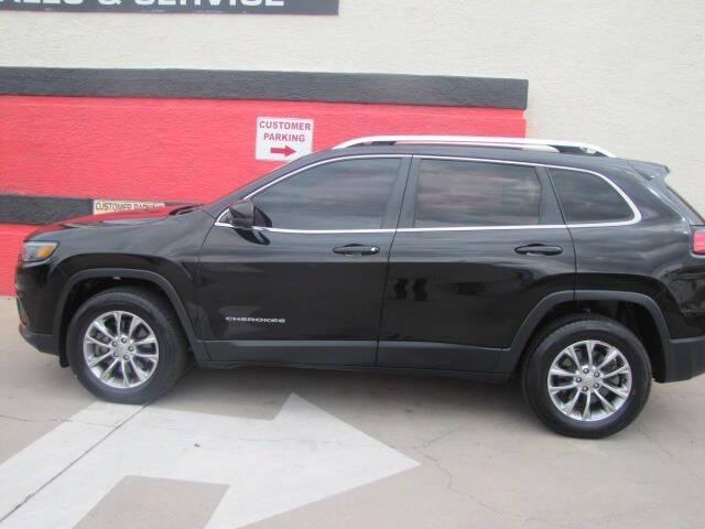 used 2019 Jeep Cherokee car, priced at $10,995