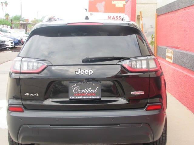 used 2019 Jeep Cherokee car, priced at $10,995