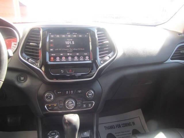 used 2019 Jeep Cherokee car, priced at $10,995