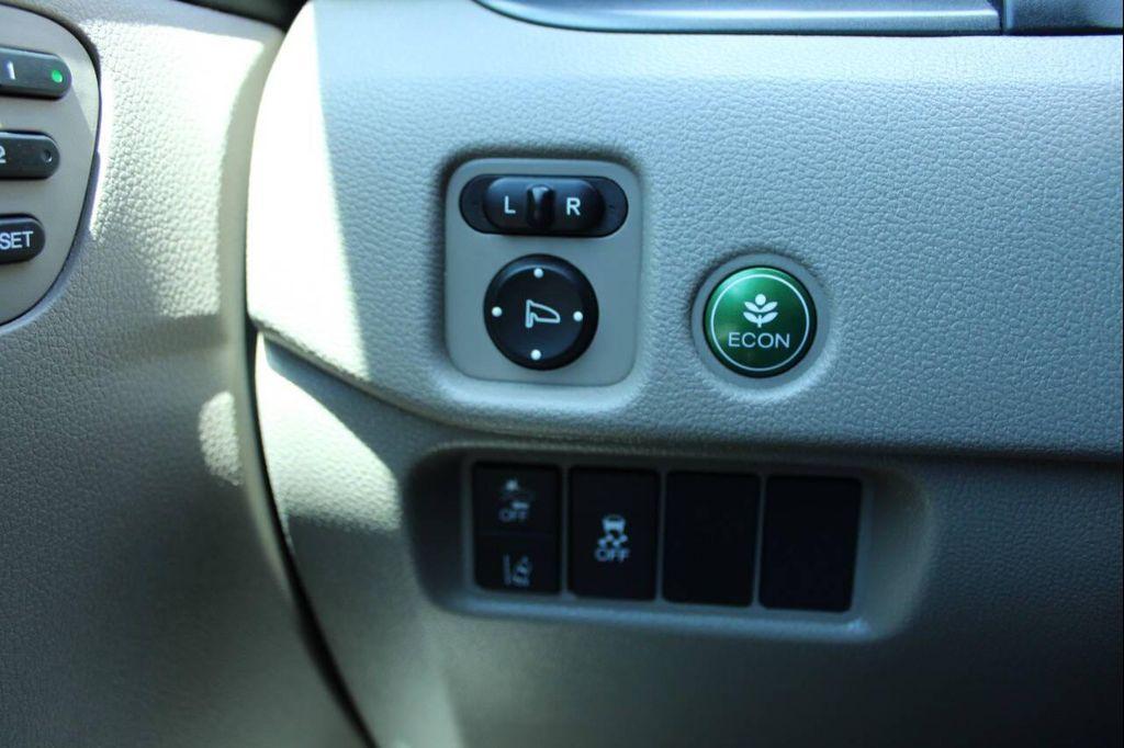 used 2021 Honda Pilot car, priced at $27,995