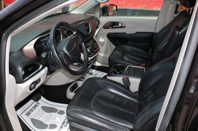 used 2017 Chrysler Pacifica car, priced at $12,995