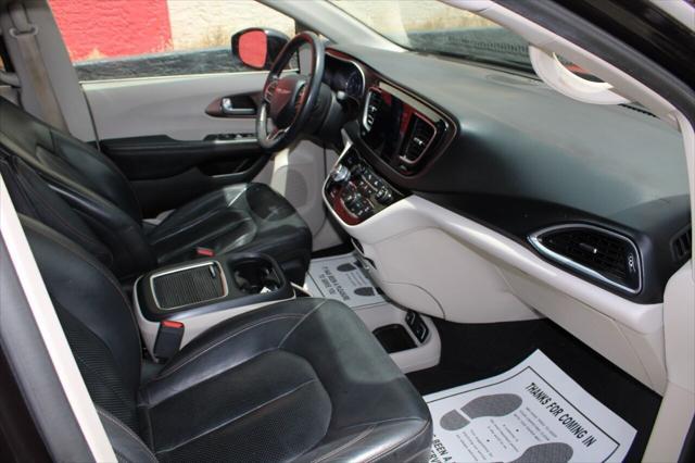 used 2017 Chrysler Pacifica car, priced at $12,995