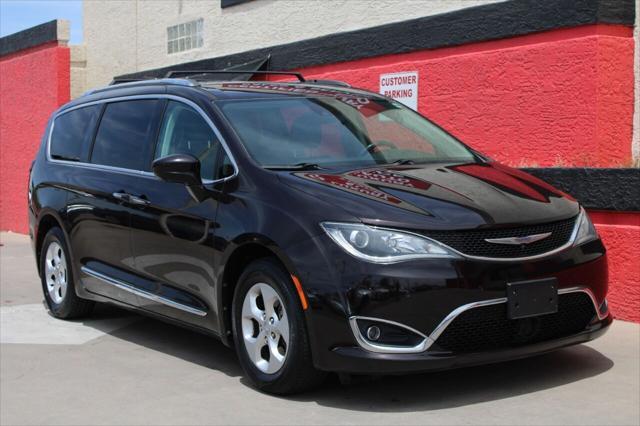 used 2017 Chrysler Pacifica car, priced at $12,995