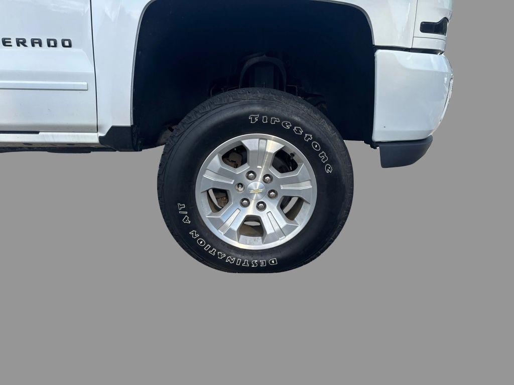 2017 White Chevrolet Silverado 1500