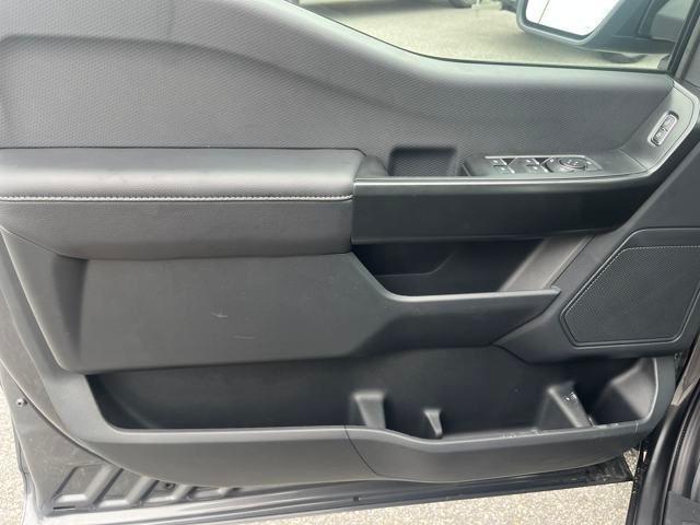 new 2025 Ford F-150 car, priced at $51,260