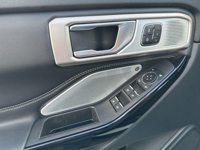 new 2023 Ford Explorer car, priced at $55,995