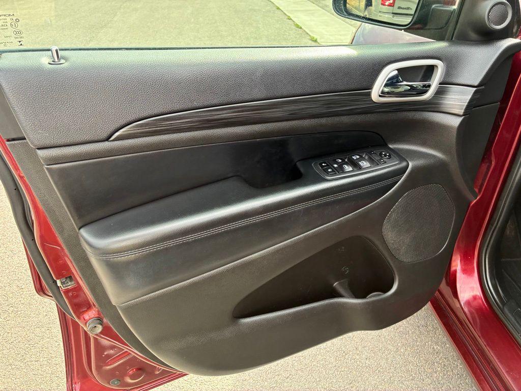 used 2020 Jeep Grand Cherokee car, priced at $21,970