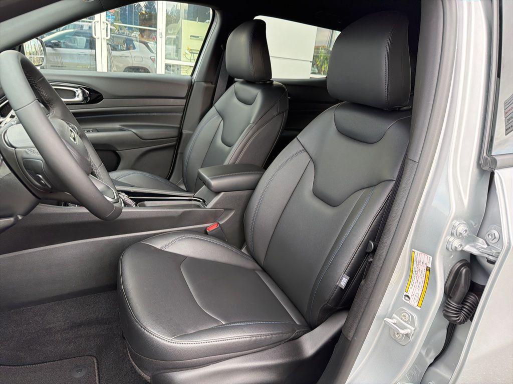 new 2026 Jeep Compass car, priced at $33,037