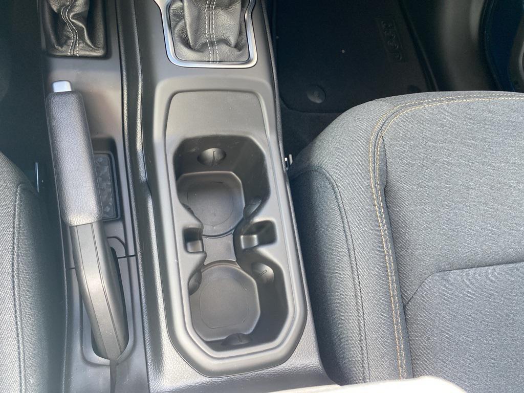 new 2025 Jeep Gladiator car, priced at $38,682