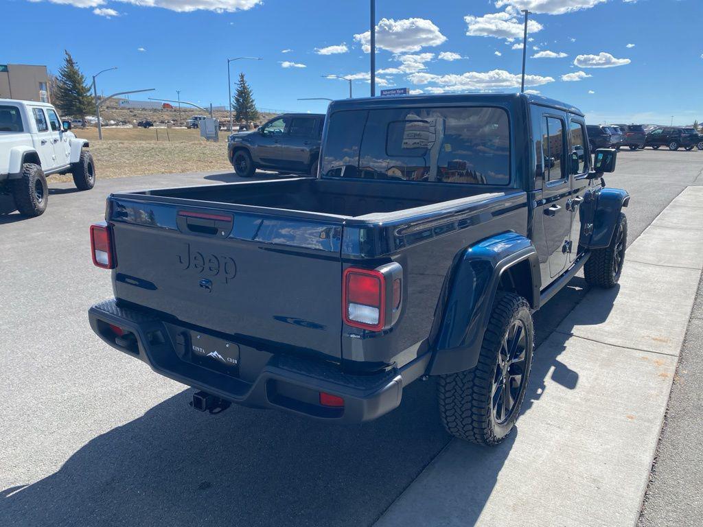 new 2025 Jeep Gladiator car, priced at $35,682