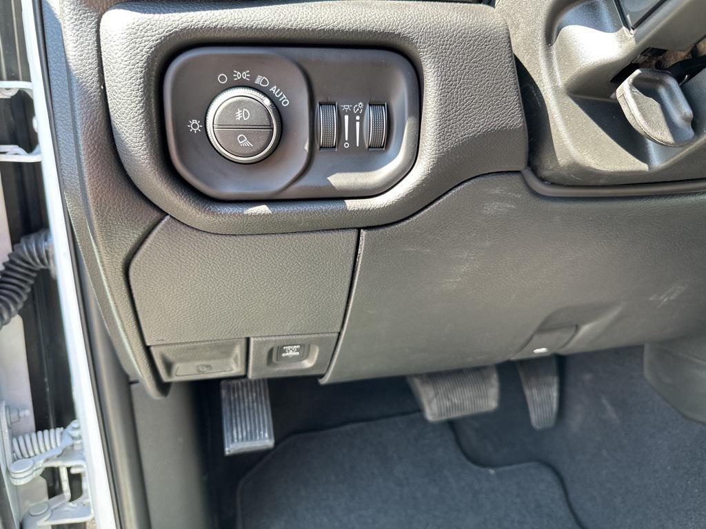 new 2025 Ram 2500 car, priced at $67,976