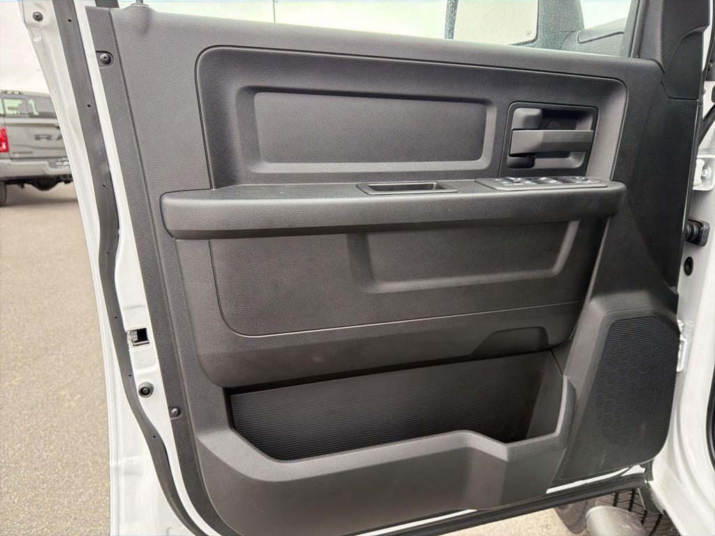 new 2025 Ram 2500 car, priced at $60,179