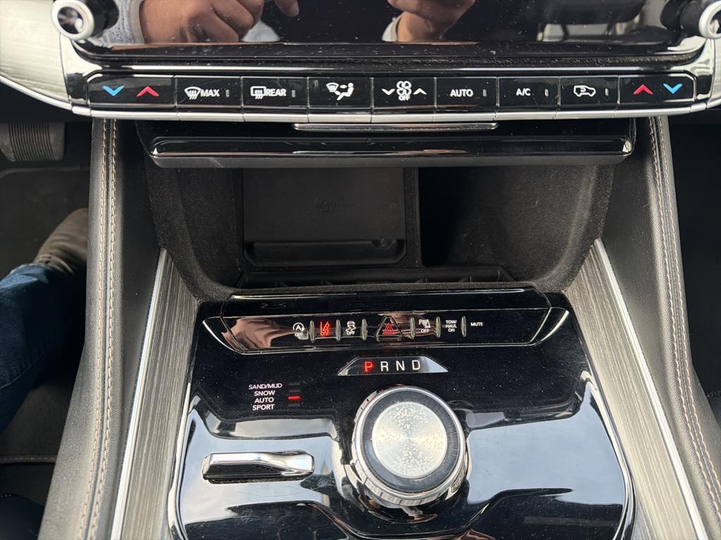 used 2024 Jeep Wagoneer car, priced at $41,713